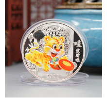 Грошова монета Тигр із горщиком багатства та кристалів