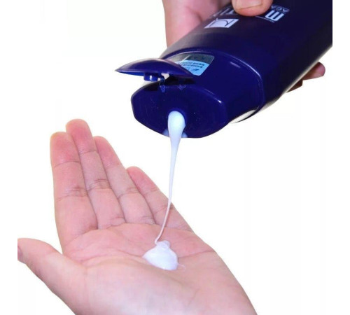 Шампунь Мантинг під час демодекозу голови та псоріазу