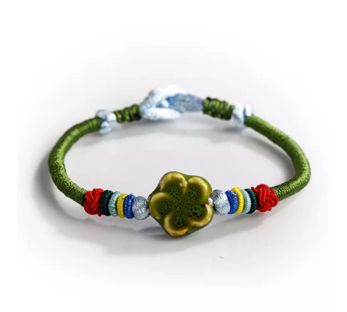 Сакральний Тибетський браслет ручної роботи із зеленим конюшином на багатство та здоров'я