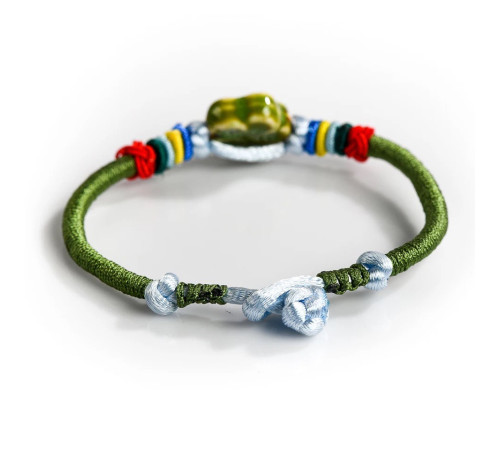 Сакральний Тибетський браслет ручної роботи із зеленим конюшином на багатство та здоров'я