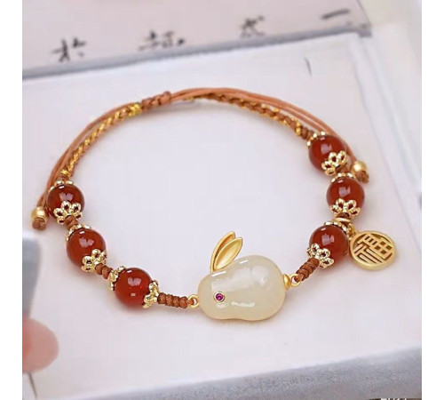 Браслет Нефритовий Кролик із червоним агатом розкішний на золотій нитки для великого багатства та любові