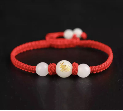 Тибетський браслет Кролик Світлокамінь на червоній нитці ручної роботи для грошей, удачі та любові