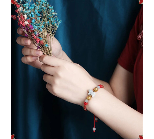 Браслет Нефритового Кролика на червоній нитці із золотом Успіх і Щастя від Ліліан Ту