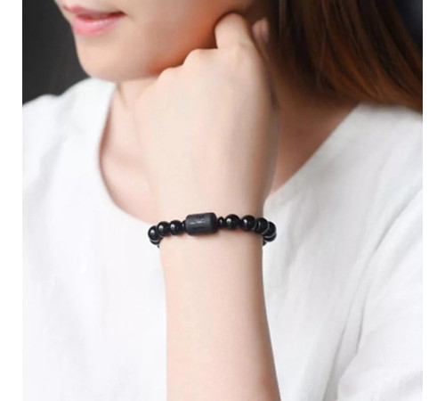 Бусина Дзі Фенікс у браслеті з чорного обсидіана підсилює енергетику людини, удачу та здоров'я активує