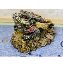 Статуетка Велика Щаслива Денна Жаба з червоними кристалами для Денег 38*27см