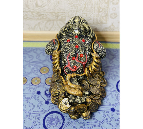 Статуетка Велика Щаслива Денна Жаба з червоними кристалами для Денег 38*27см