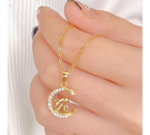 Золота підвіска місячний кролик на Місяці Swarovski для удачі