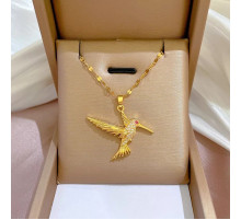 Золота підвіска Птах Колібрі з фіанітами класу AAA CZ символ сприятливості та перемоги