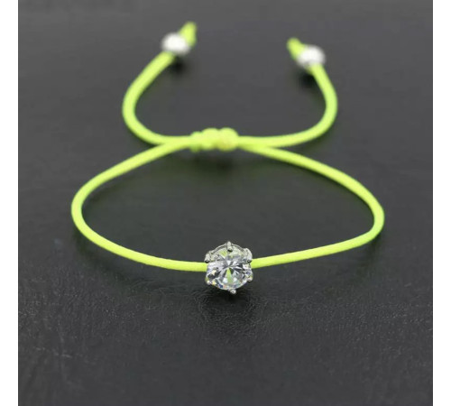 Браслет на зеленій нитці з фіанітом