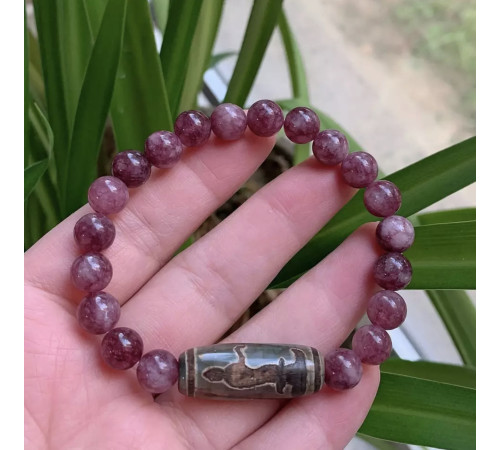 Бусина Дзі Богиня Тара в браслеті з аметисту