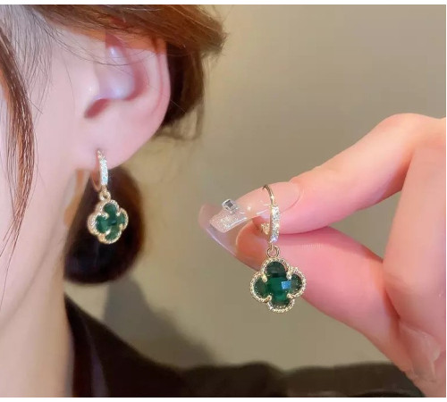 Позолочені сережки з Чотирилистним Клевером із зеленим турмаліном для удачі