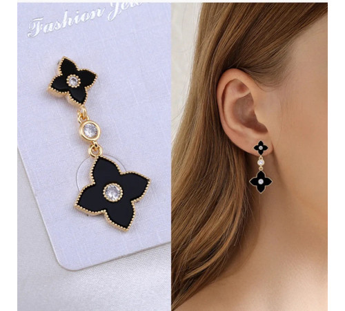 Золоті Сережки з Чотирилистним Клевером із фіанітами для удачі в чорному кольорі