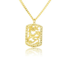 Золота підвіска Дракон приносить успіх