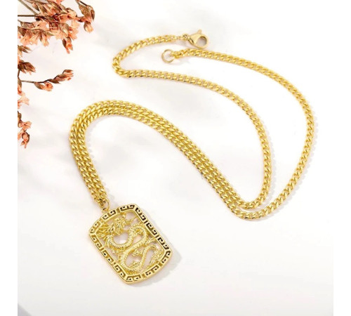 Золота підвіска Дракон приносить успіх