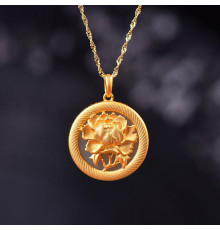 Золота підвіска Півонія з Нефритом для підтримки проєктів або зібрати засоби на будь-яку справу