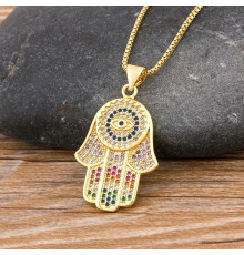Золота підвіска Рука Фатіми Хамса з цирконієм клас ААА для захисту від сочка та залучення здоров'я