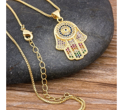 Золота підвіска Рука Фатіми Хамса з цирконієм клас ААА для захисту від сочка та залучення здоров'я