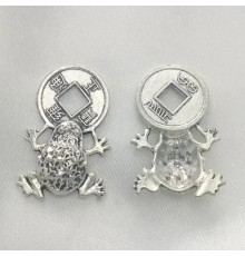 Жабка трилапая з китайською монетою срібна гаманцева символ для грошей Тибет