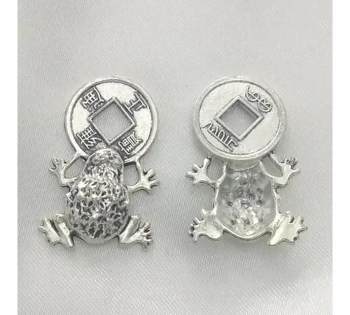 Жабка трилапая з китайською монетою срібна гаманцева символ для грошей Тибет