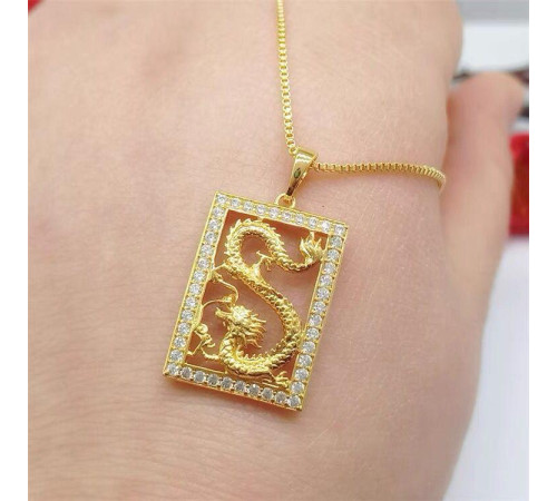 Золота підвіска Дракон, що наповнює бажання з фіанітами на ланцюжку для захисту, успіху, сміливості, впевненості