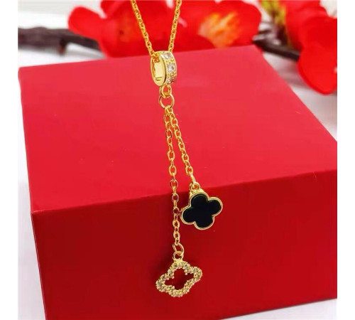 Золота підвіска Чотирилистий Конюшина з чорним агатом і фіанітами приносить удачу, гарні новини, захист