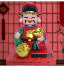 Тибетський Бог Багатства з грошовим золотим злитком у руках на сонячних батареях 9 см