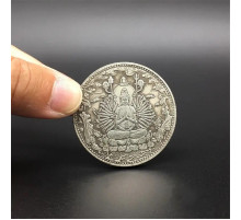 Срібна монета Тисяча Гуань Інь Богиня Милосердя, Захисти та Сповнювальна бажання Тибет