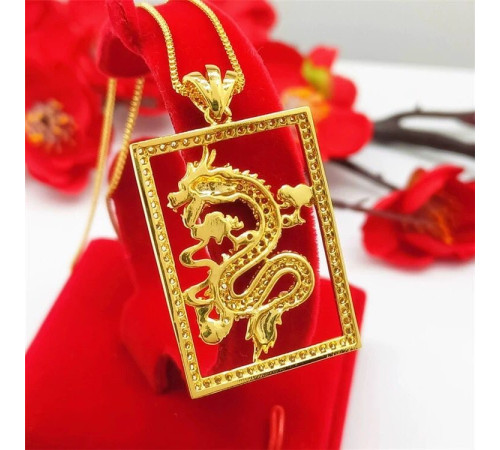 Золота підвіска Дракон із фіанітами приносить удачу, щастя, багатство та гарне здоров'я на 9 період