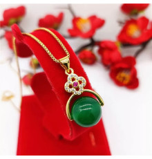 Золота підвіска Чотиральна конюшина із зеленим турмаліном у формі сфери та фіанти для удачі та Здоров'я Денег