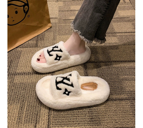 Жіночі Брендові капці Louis Vuitton Пухнасті з Чотирилистим Клевером для удачі білі 40 розмір