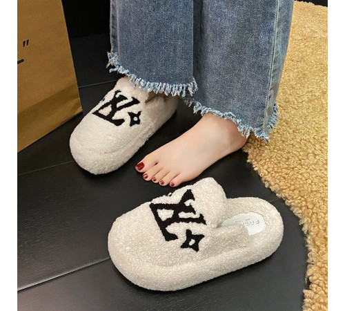 Жіночі Брендові капці Louis Vuitton Закриті з Чотирилистим Клевером для удачі білі 40 розмір