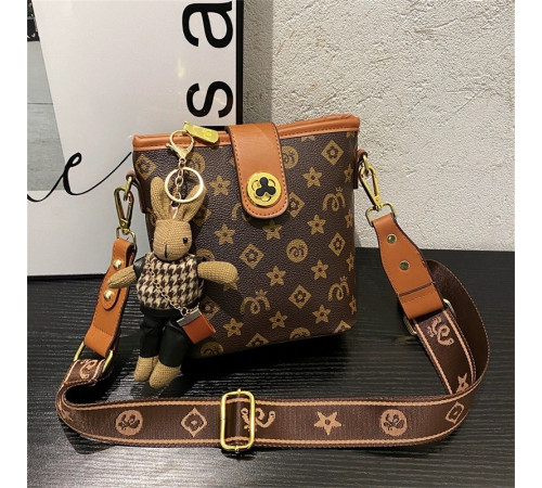 Брендова Сумка із сакральними Символами та Брелоком Кролик для удачі та приваблення грошей коричневий колір