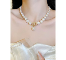 Чокер Діор Перлинне намисто з підвіскою для стильної дівчини