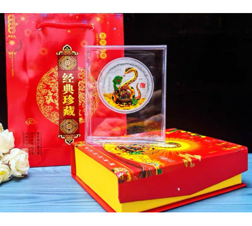 Срібна монета Змія жезлом Руї для Здоров'я, Фук Багатства, щастя, з мантрами та 12 тварин у подарунковій