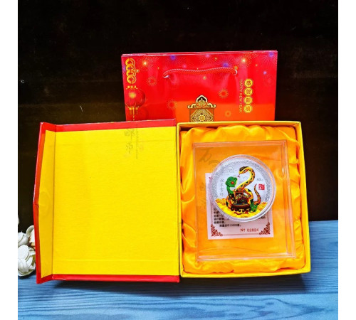 Срібна монета Змія жезлом Руї для Здоров'я, Фук Багатства, щастя, з мантрами та 12 тварин у подарунковій