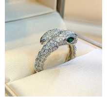 Кільце Змія Сакральна з Фіанітами для Здоров'я, Багатства та Великої Удачі