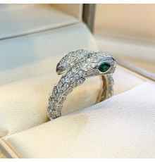 Кільце Змія Сакральна з Фіанітами для Здоров'я, Багатства та Великої Удачі