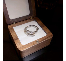 Кільце Сакральна Змія з Фіанітами для Здоров'я, Багатства та Великої удачі 18 каратів