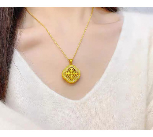 Позолочена підвіска чотирилиста конюшина для удачі та гарних відносин, позитивних змін