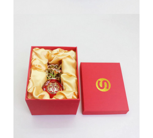 Червона ваза «Подвійне щастя» з лілілієм Ліліан Ту